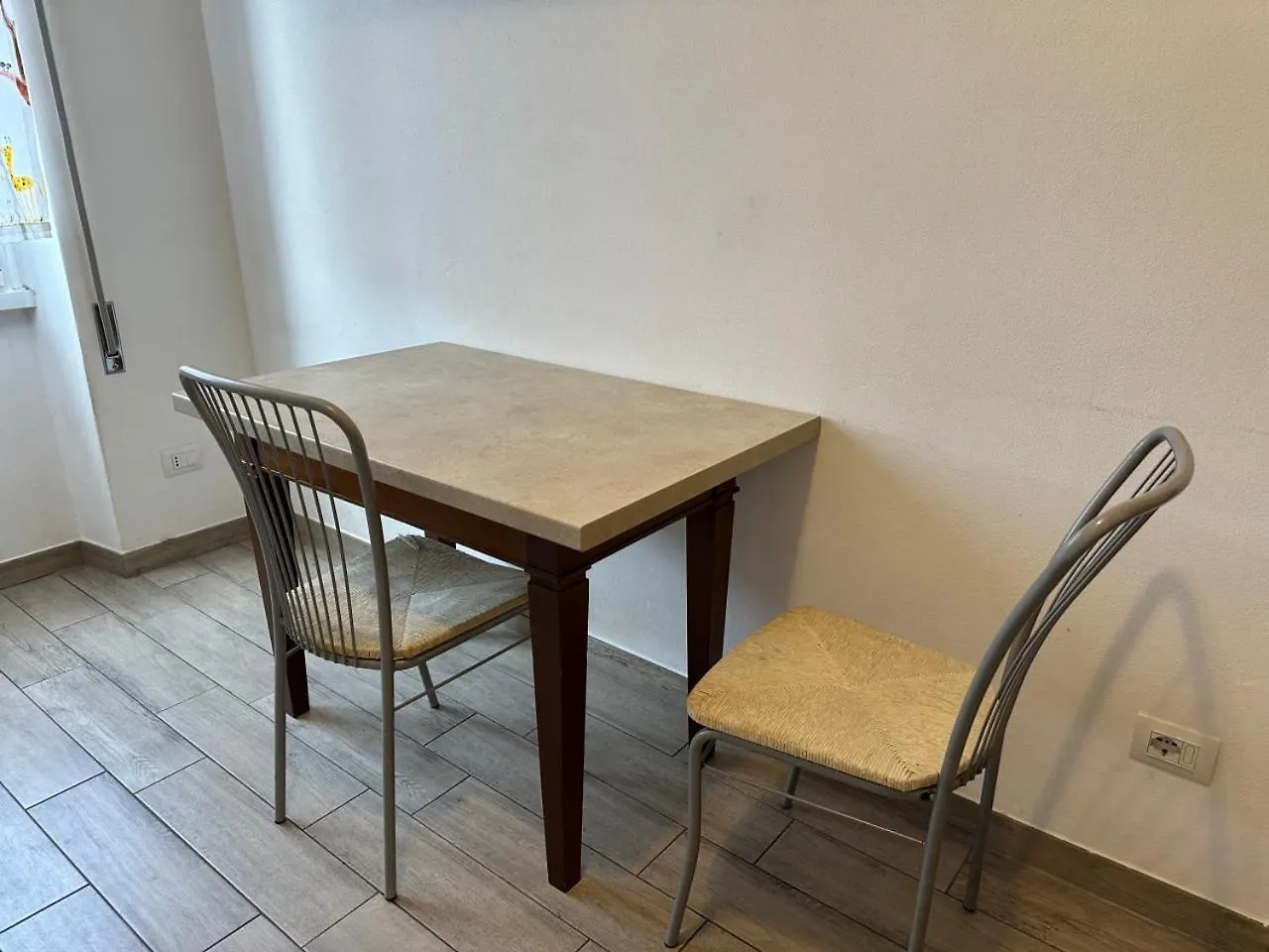 Apartment Confortevole Appartamento Milan Italy